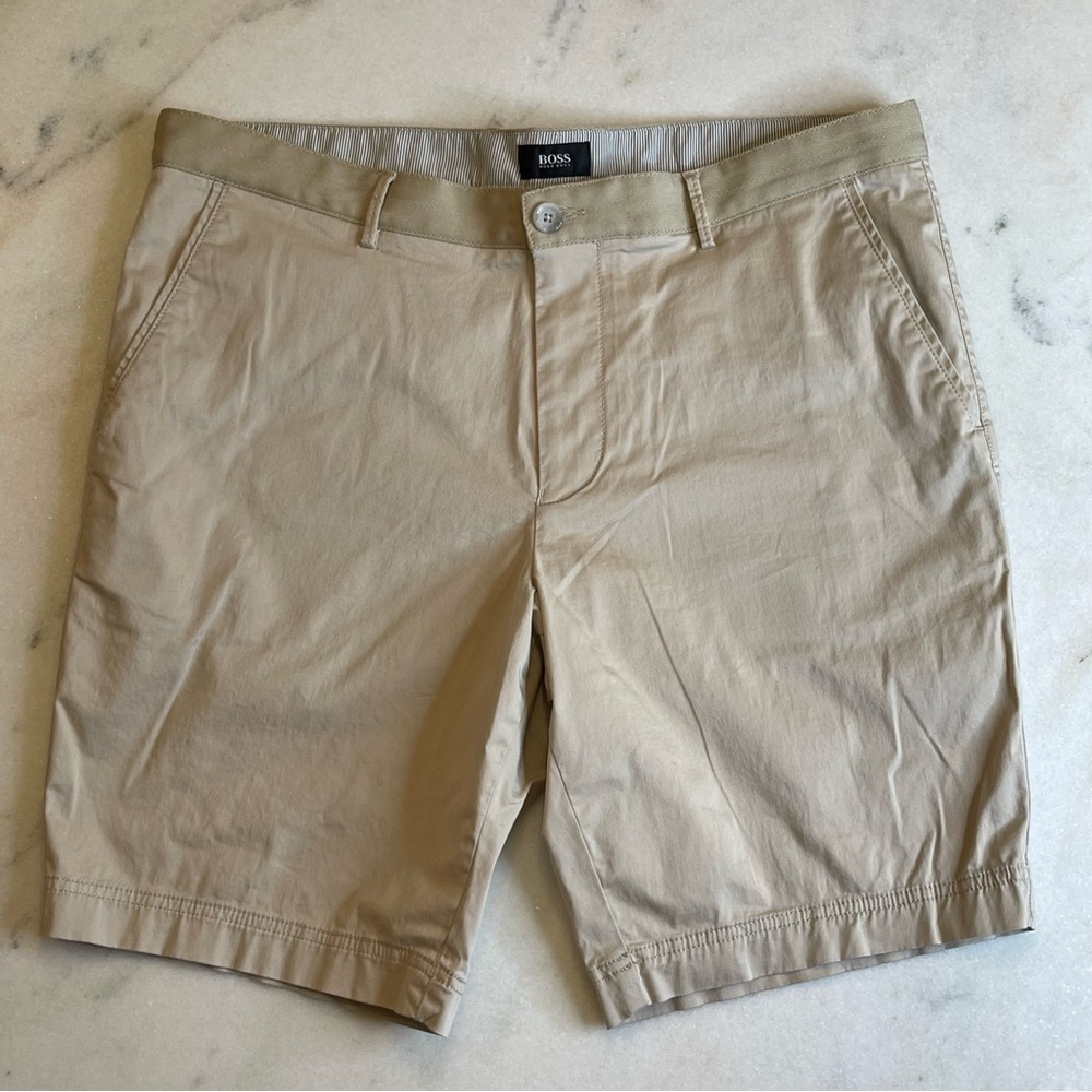 Hugo Boss Crigan Khaki Cotton Stretch 9" Short